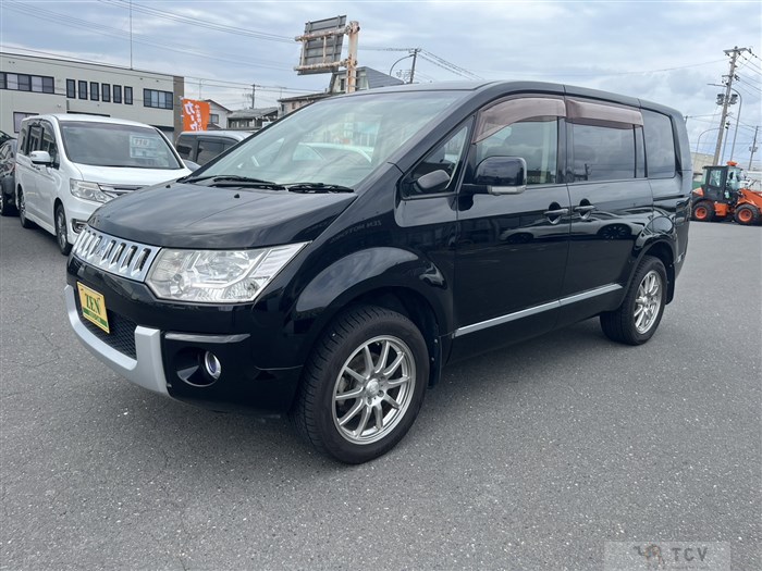2007 Mitsubishi Delica D5