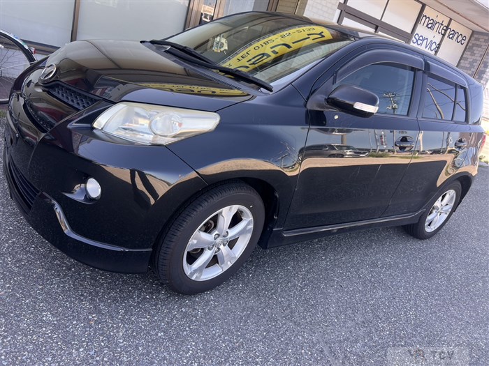 2010 Toyota IST