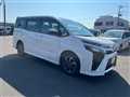 2017 Toyota Voxy