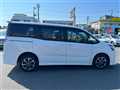 2017 Toyota Voxy
