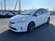 2011 Toyota PRIUS α