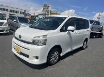2011 Toyota Voxy