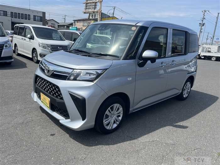 2025 Toyota Roomy