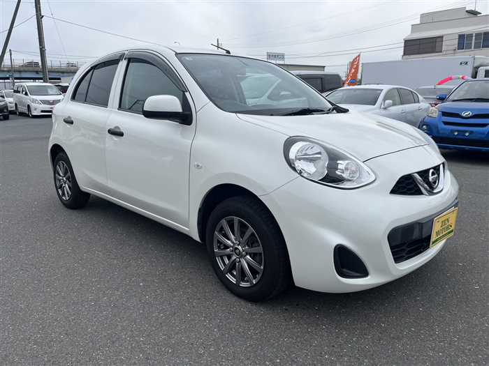 Nissan March 2019 photo 3