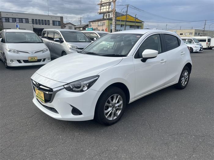 2016 Mazda Demio