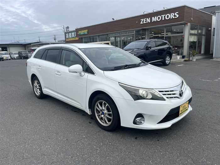 Toyota Avensis 2013 photo 3