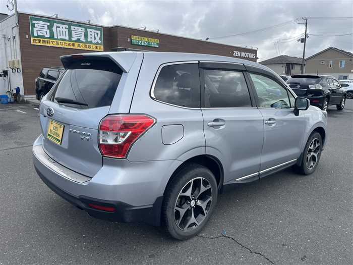 Subaru Forester 2013 photo 4
