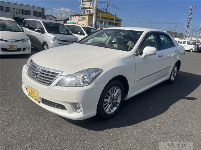 2011 Toyota Crown Royal Series