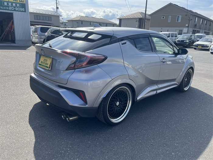 Toyota C-Hr 2017 photo 4