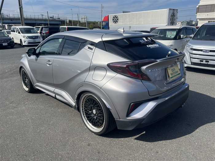 Toyota C-Hr 2017 photo 5