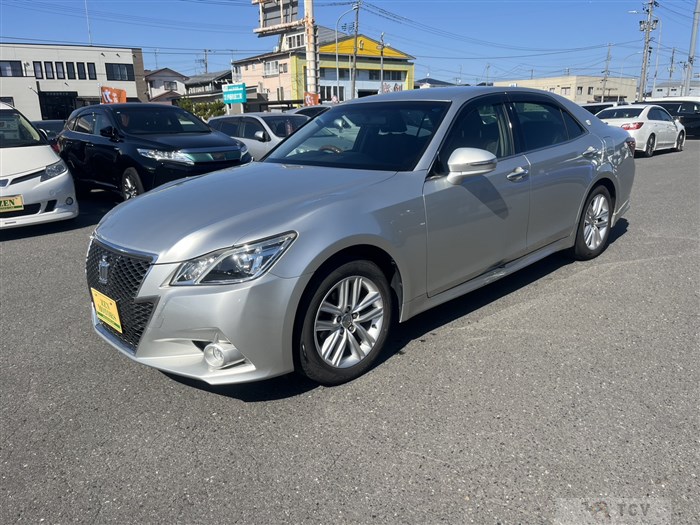 2013 Toyota Crown Athlete Series