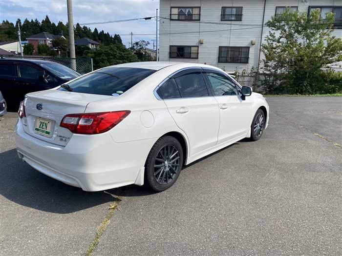 Subaru Legacy B4 2015 photo 4