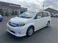 2012 Toyota Isis