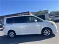 2010 Toyota Noah