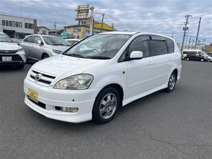 Toyota Ipsum