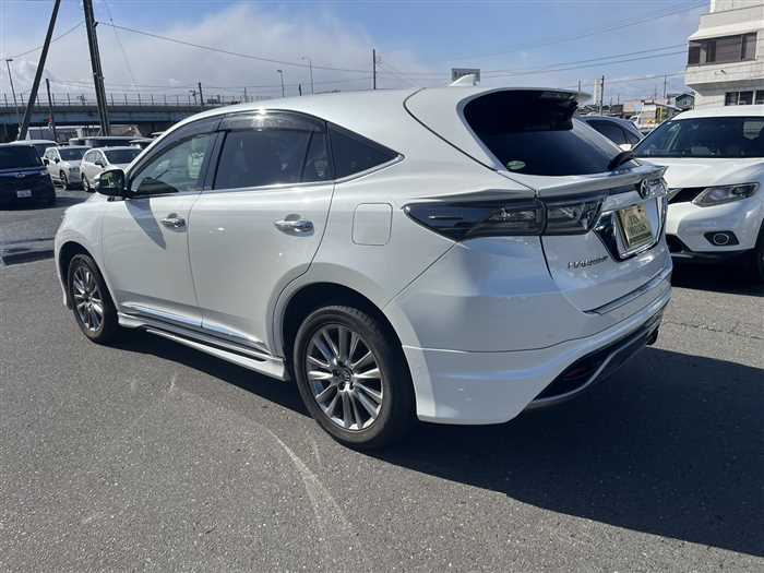Toyota Harrier 2014 photo 5