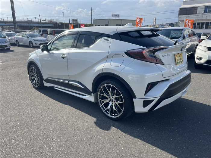Toyota C-Hr 2017 photo 5
