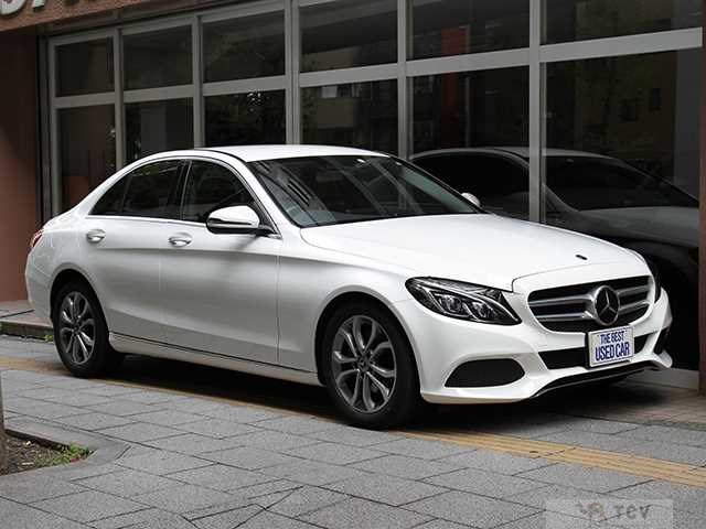 2018 Mercedes-Benz C-Class