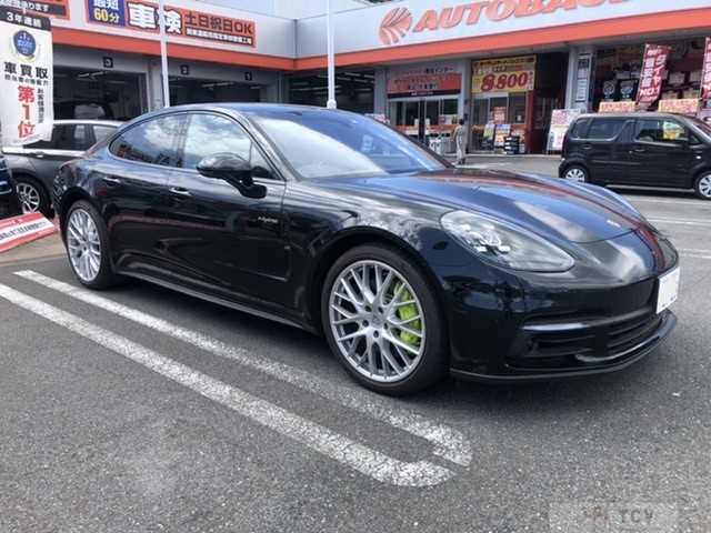 2020 Porsche Panamera