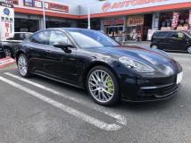 2020 Porsche Panamera