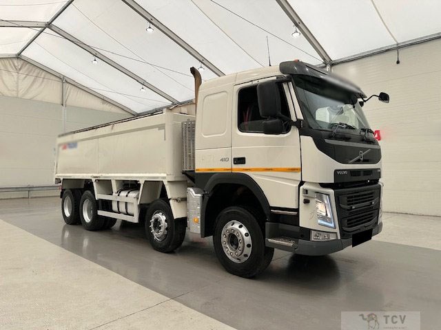 2016 Volvo Volvo Others