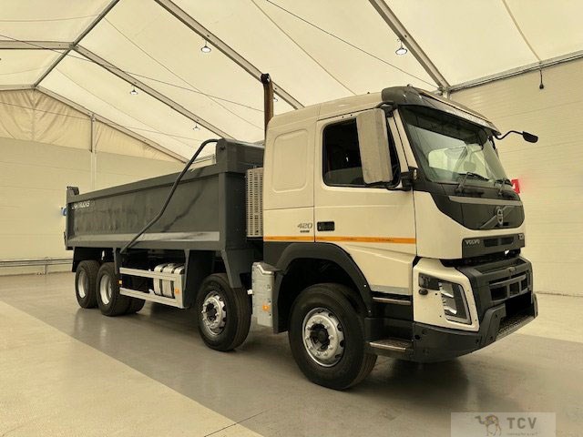 2014 Volvo Volvo Others