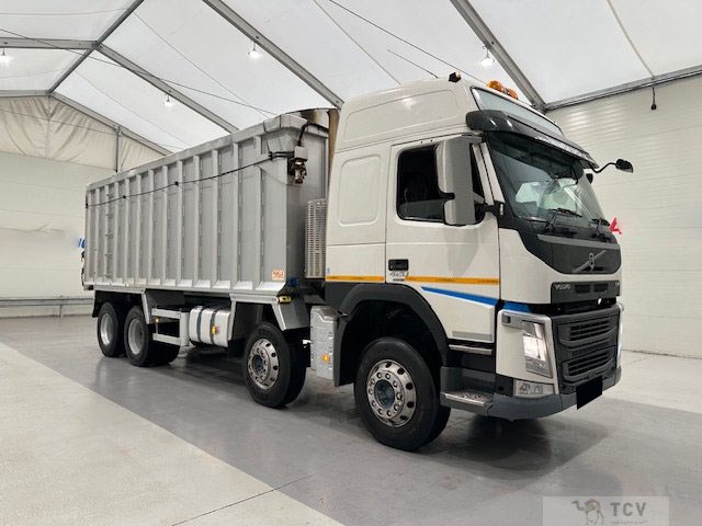 2016 Volvo Volvo Others