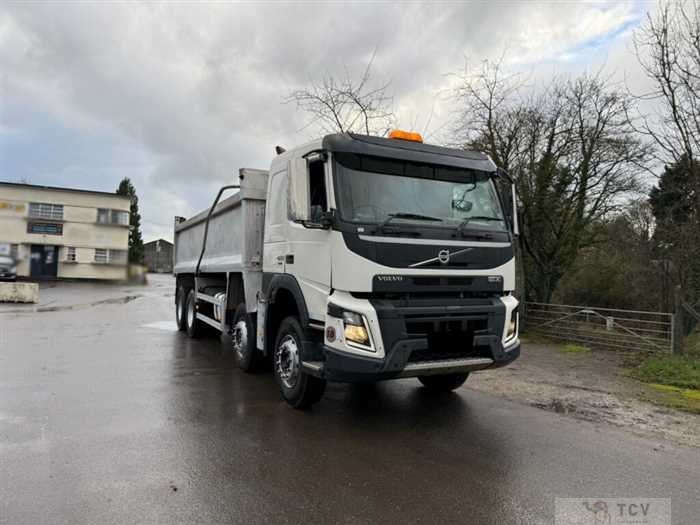 2015 Volvo Volvo Others