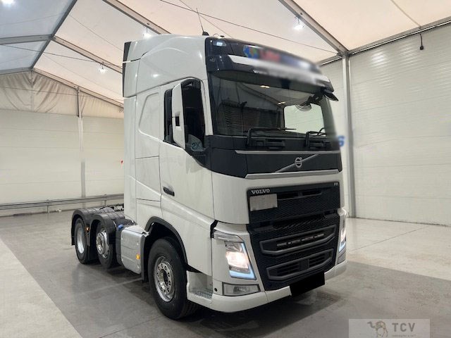 2017 Volvo Volvo Others