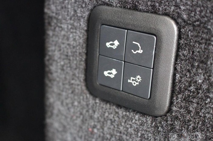 2020 Land Rover Range Rover Sport