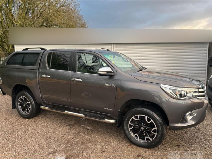 2017 Toyota Hilux