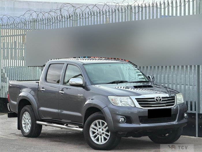2013 Toyota Hilux