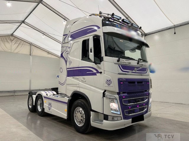 2018 Volvo Volvo Others