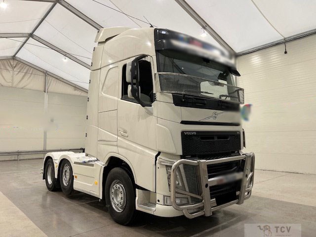 2015 Volvo Volvo Others