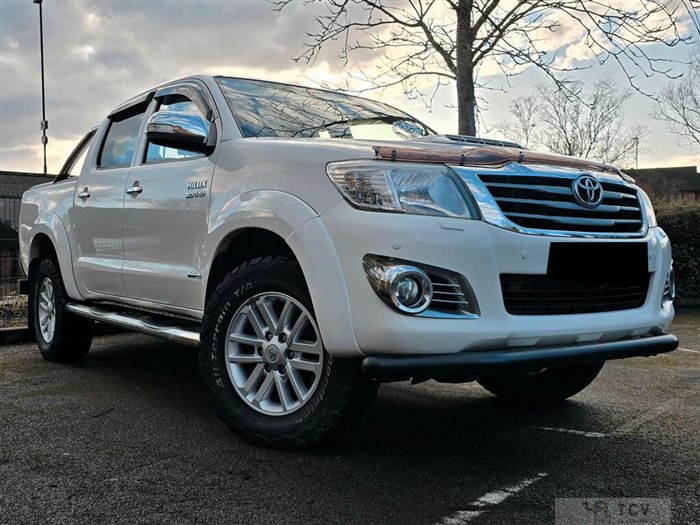 2015 Toyota Hilux
