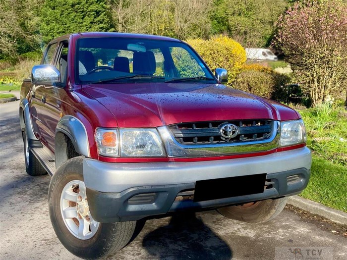 2005 Toyota Hilux