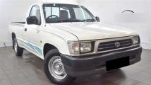 2000 Toyota Hilux