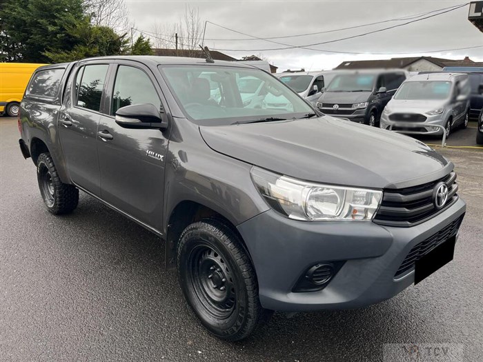 2017 Toyota Hilux
