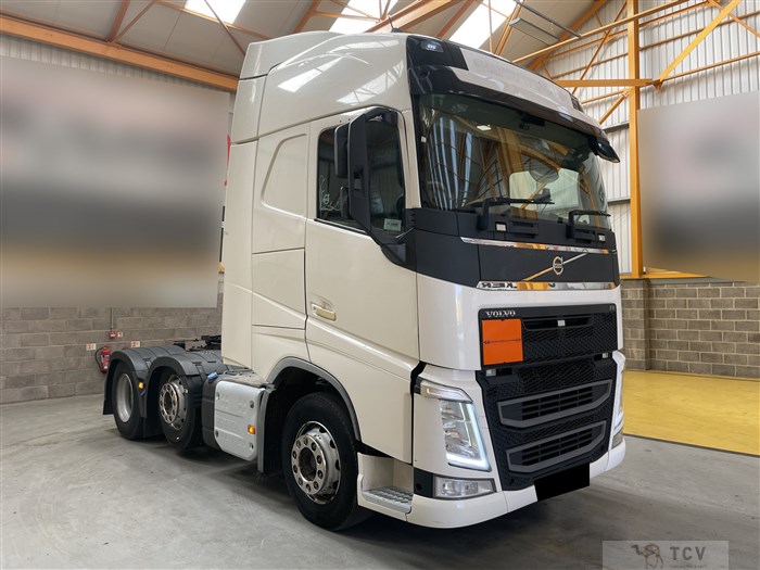 2015 Volvo Volvo Others