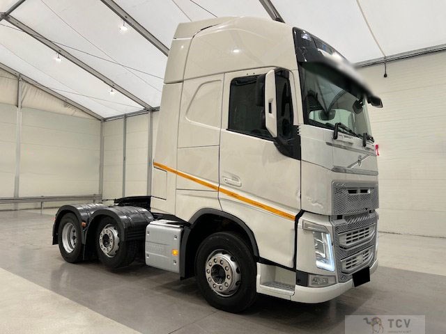 2017 Volvo Volvo Others
