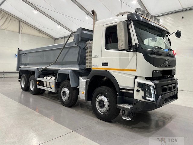 2018 Volvo Volvo Others