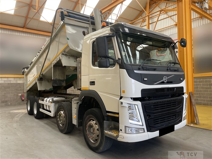 2015 Volvo Volvo Others