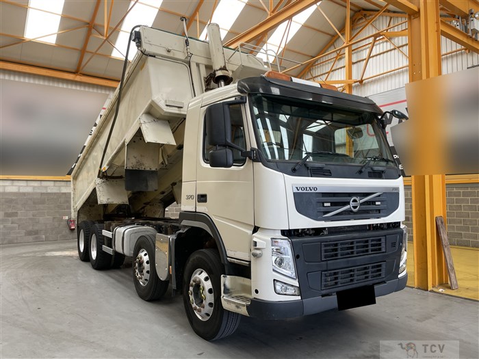 2013 Volvo Volvo Others