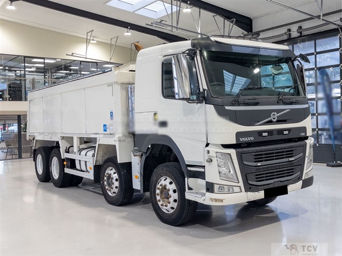 2015 Volvo Volvo Others