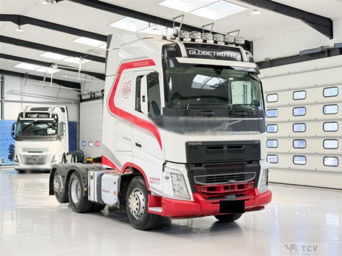 2017 Volvo Volvo Others