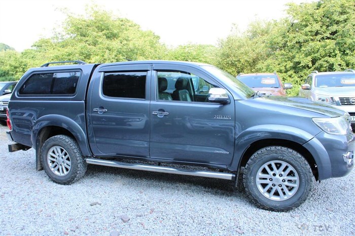 2013 Toyota Hilux
