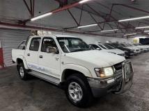 2004 Toyota Hilux