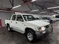 2004 Toyota Hilux