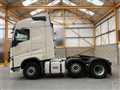 2017 Volvo Volvo Others