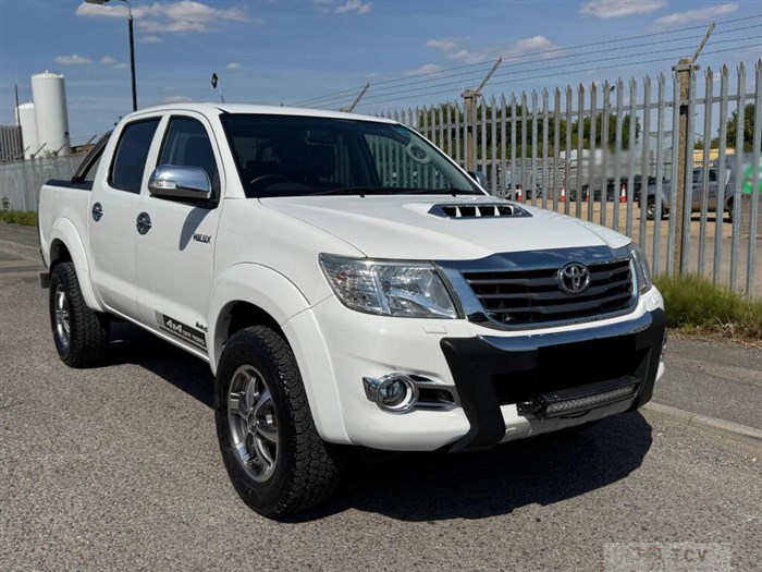 2015 Toyota Hilux